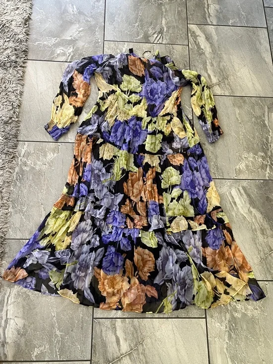 🖤Anthropologie The Marais Printed Chiffon Maxi Dress Size Medium Tiered Ruffle - Picture 4 of 8